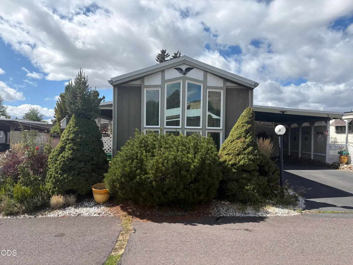 1622 Madison Street #APT 3, Klamath Falls, OR 97603 - #1