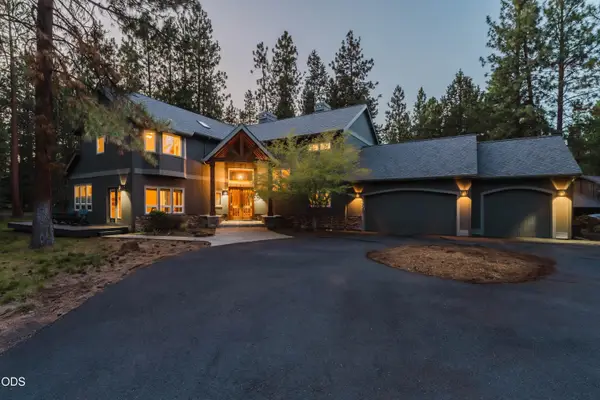 60080 River Bluff Trail, Bend, OR 97702