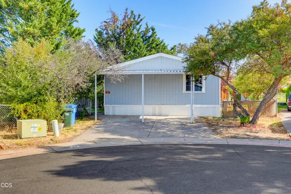 3750 Avenue G #SPC 42, White City, OR 97503