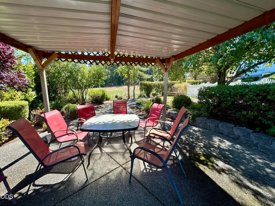 3109 University Road, Grants Pass, OR 97527 - #3