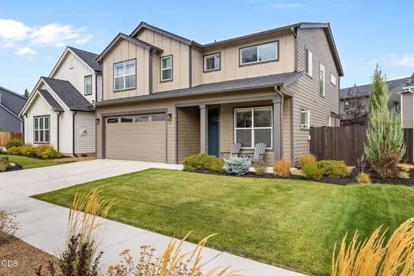 63212 NW Red Butte Court, Bend, OR 97703
