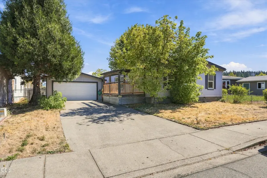 1635 SW Sun Glo Drive, Grants Pass, OR 97527 - #2