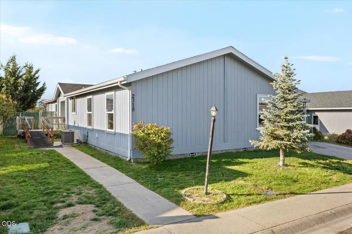 2318 Lara Lane, Central Point, OR 97502 - #1