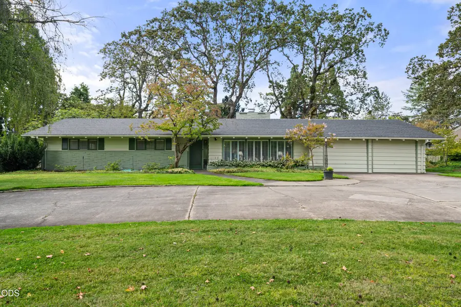 2232 Siskiyou Boulevard, Medford, OR 97504 - #3