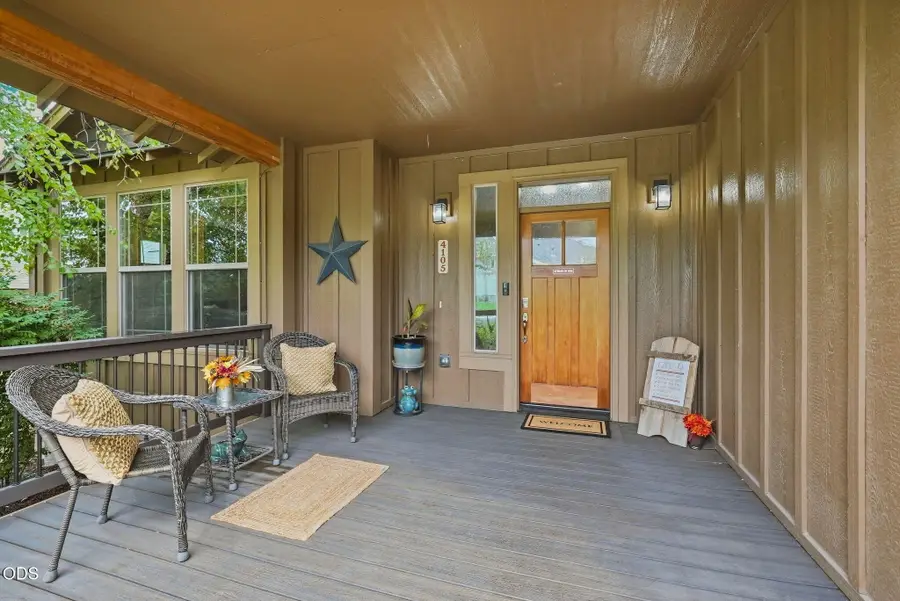 4105 SW Salmon Avenue, Redmond, OR 97756 - #2