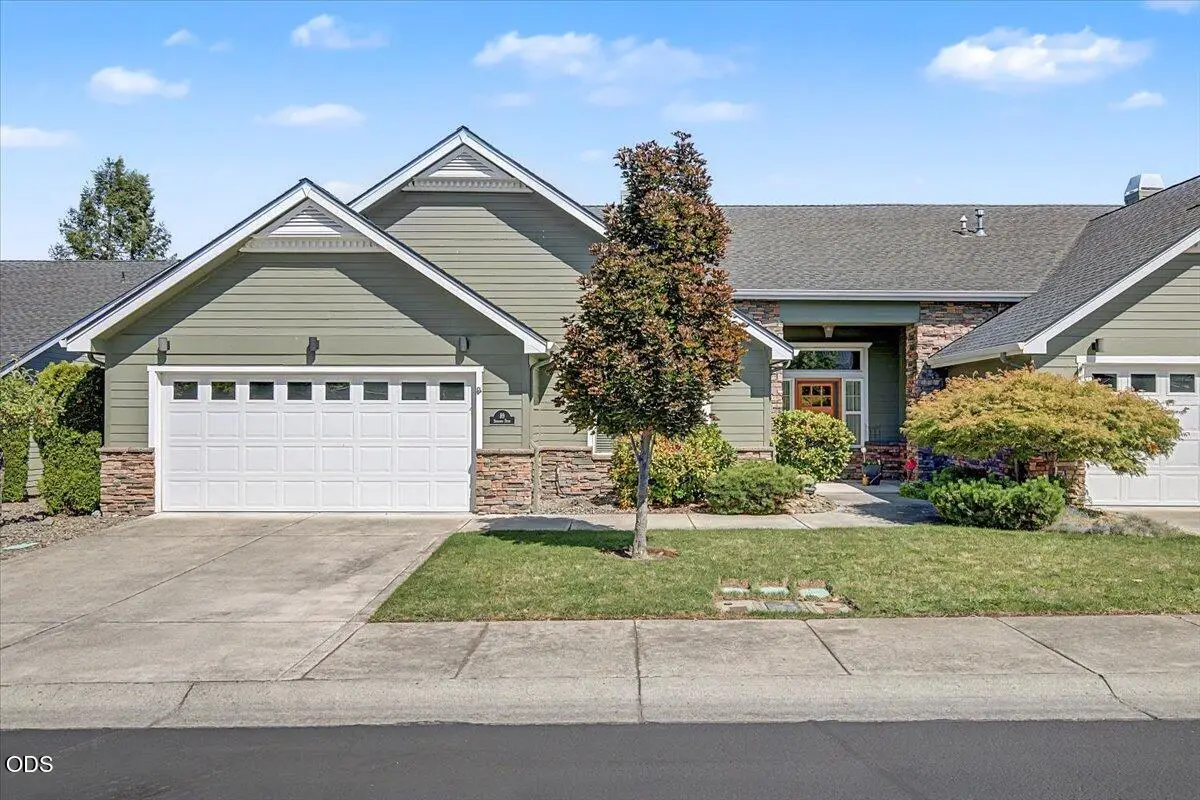 89 Skyhawk Drive, Eagle Point, OR 97524 - #1