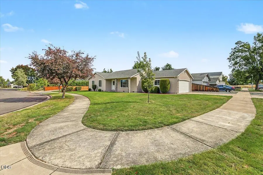 1911 Layla Drive, Medford, OR 97501 - #3