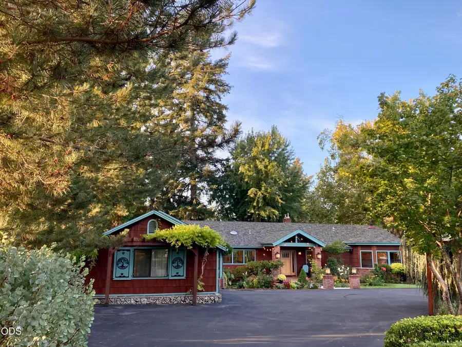 1935 SE Portola Drive, Grants Pass, OR 97526 - #2