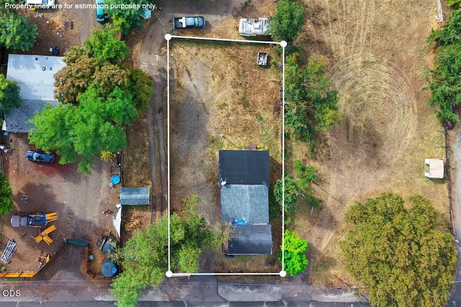 10483 Blackwell Road, Central Point, OR 97502 - #3