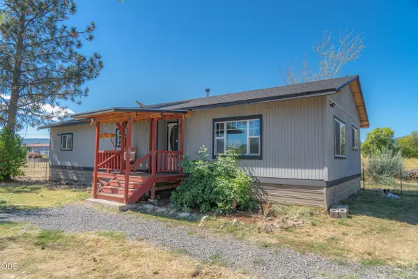 14405 Table Rock Road, Central Point, OR 97502