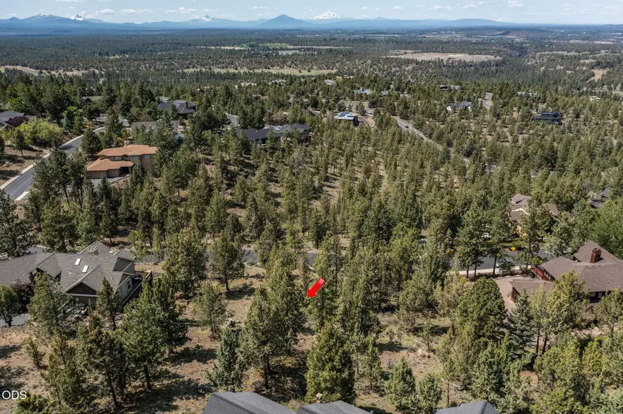 3341 NW Panorama Drive, Bend, OR 97703 - #3