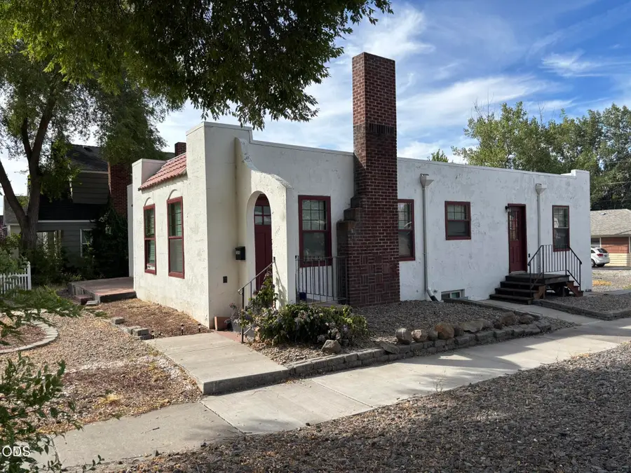 1046 N Eldorado Avenue, Klamath Falls, OR 97601 - #2