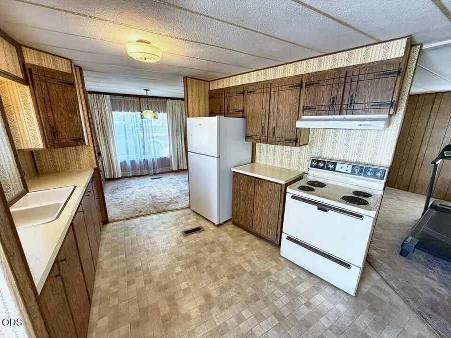 2252 Table Rock Road #SPC 57, Medford, OR 97501 - #3