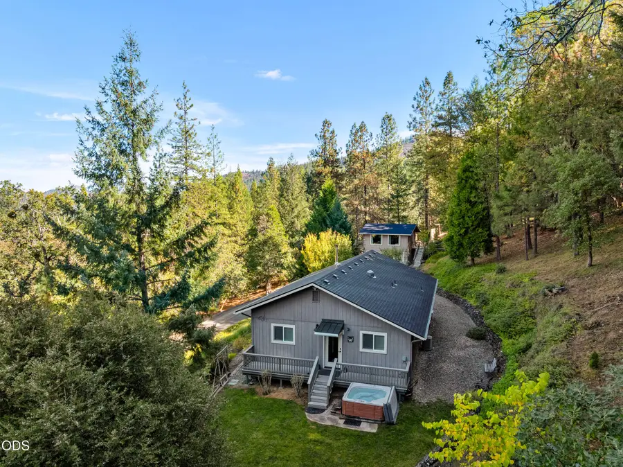 8129 Thompson Creek Road, Applegate, OR 97530 - #2