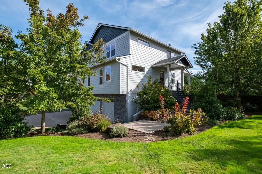 116 NE 13th Avenue, Albany, OR 97321 - #2