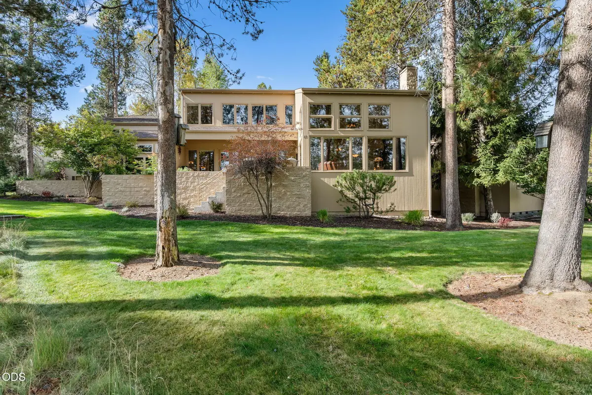 57824 Alberello Court, Sunriver, OR 97707 - #1
