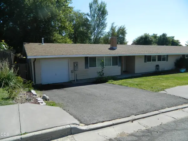 10107 Wright Avenue, Klamath Falls, OR 97603