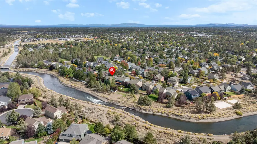 2048 NE Cradle Mountain Way, Bend, OR 97701 - #3