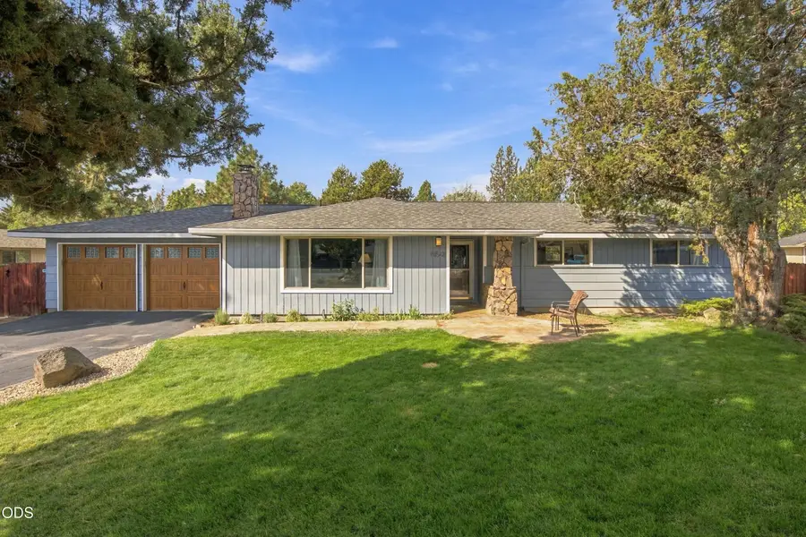61563 Newberry Drive, Bend, OR 97702 - #2
