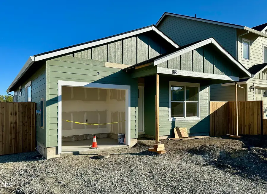 86 Gangnes Drive, Talent, OR 97540 - #2