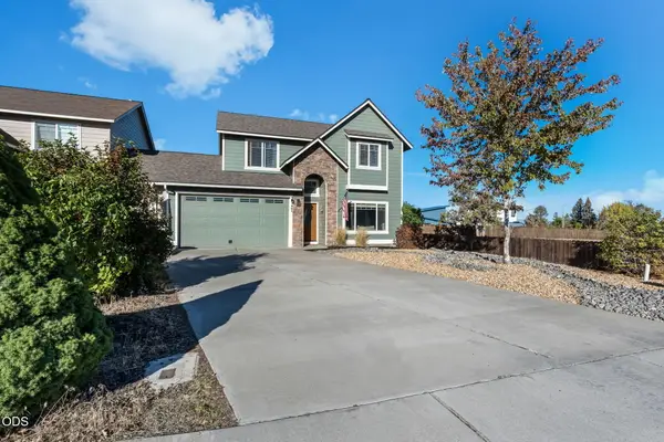 1965 SW 42nd Street, Redmond, OR 97756
