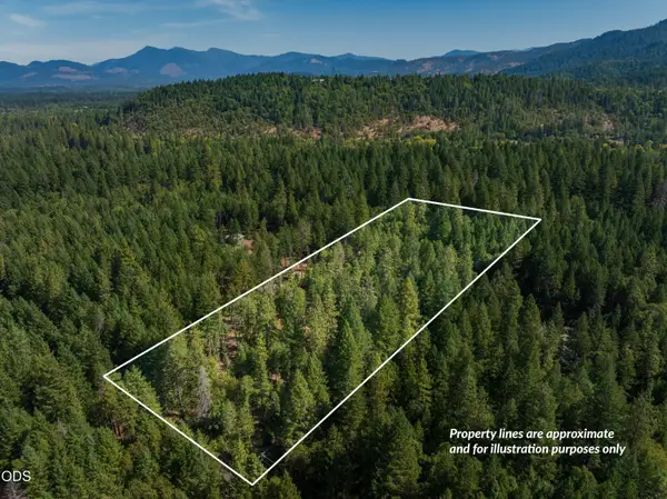 Rockydale Road, Cave Junction, OR 97523