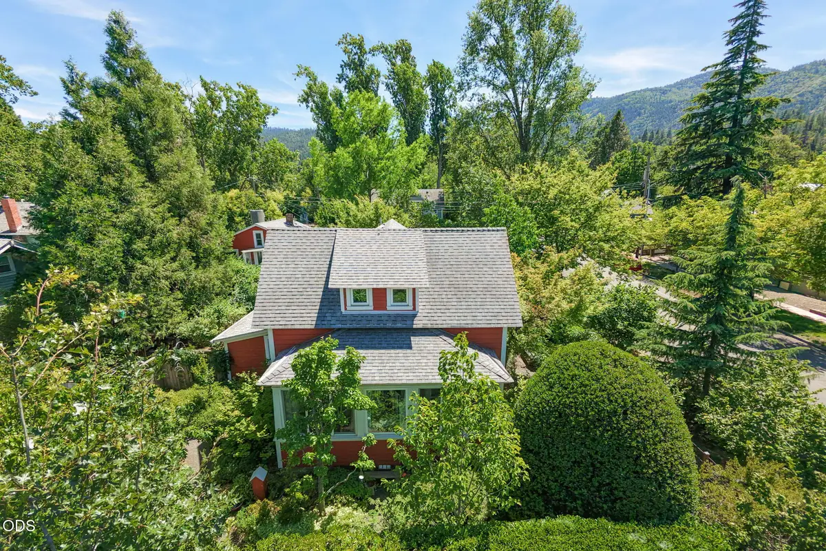164 5th Street, Ashland, OR 97520 - #1