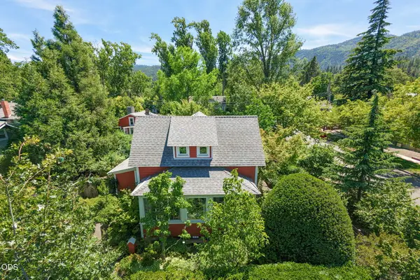 164 5th Street, Ashland, OR 97520