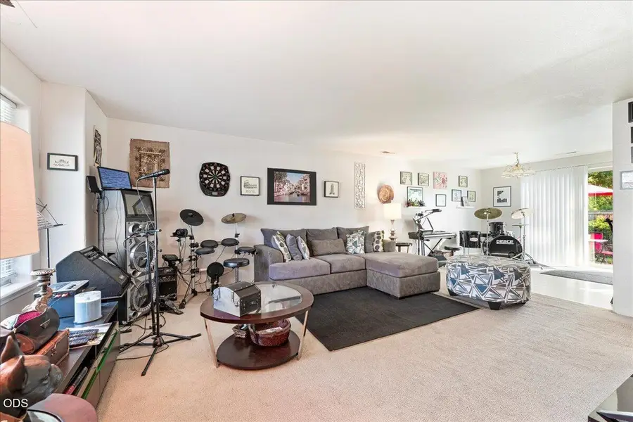 336 Sandi Way, Eagle Point, OR 97524 - #2