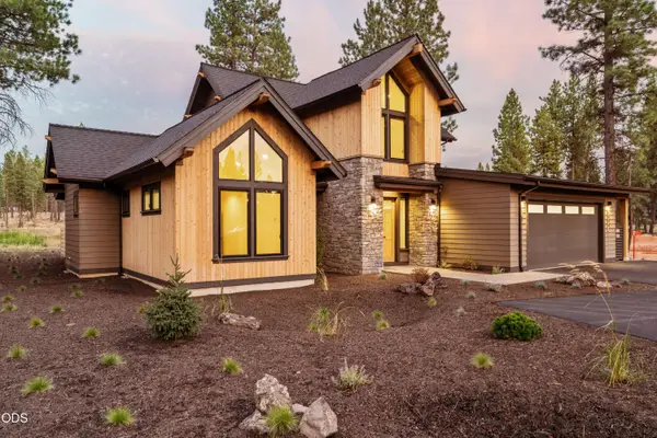 56433 Elk Run Drive #30, Bend, OR 97707