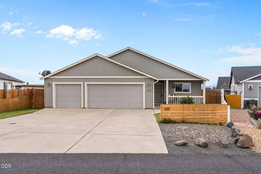233 Center Ridge Drive, Culver, OR 97734 - #2