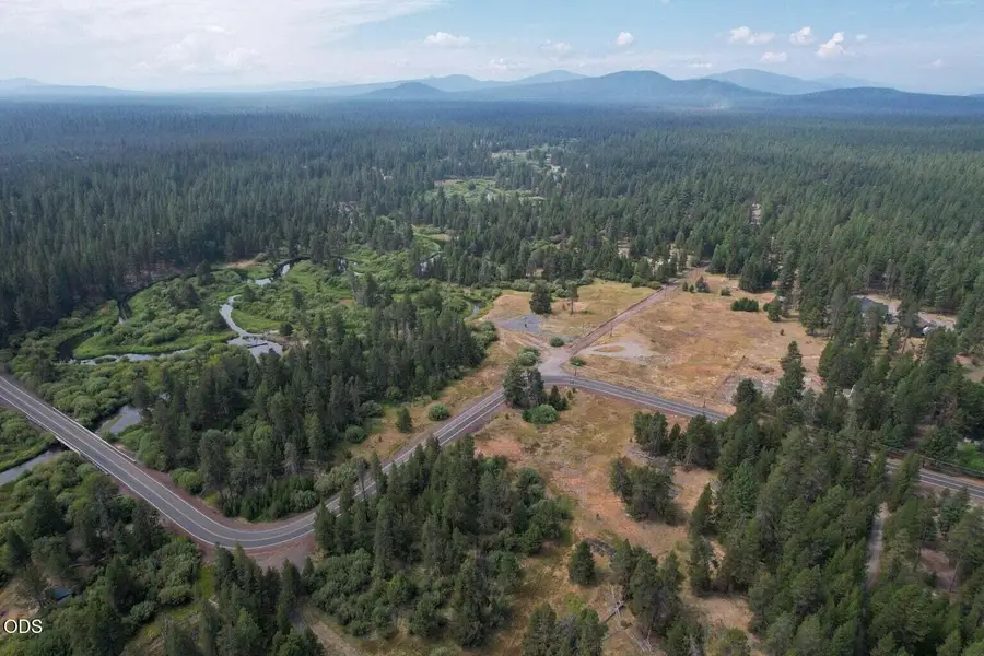 15522 Deer Avenue, La Pine, OR 97739 - #2