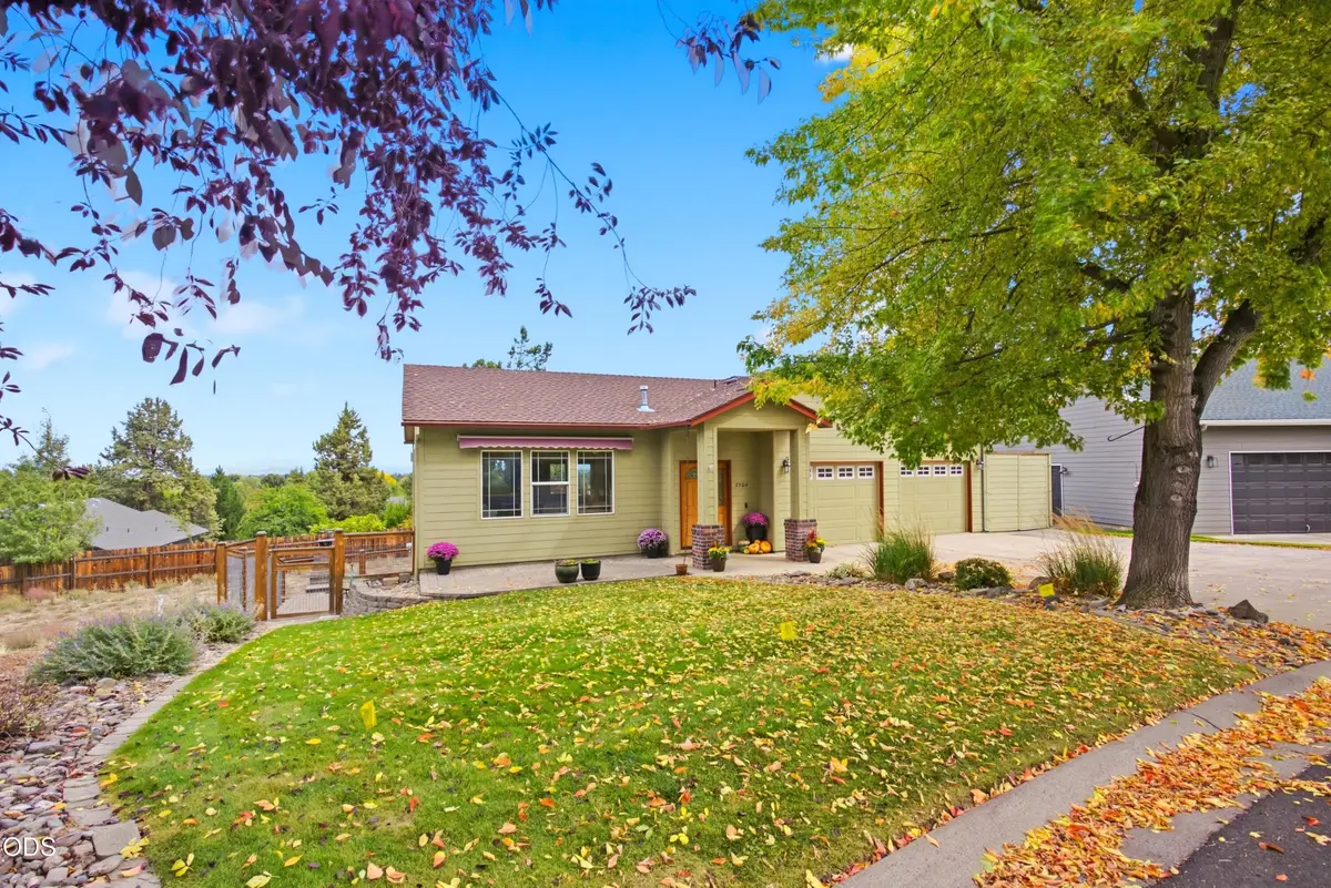 2504 SW 32nd Street, Redmond, OR 97756 - #1