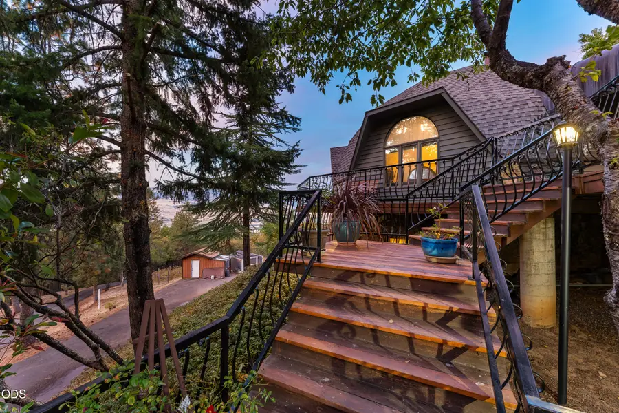 2200 Lupine Drive, Ashland, OR 97520 - #2
