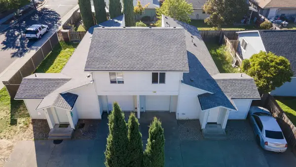 1086 Rainwood Lane, Grants Pass, OR 97527