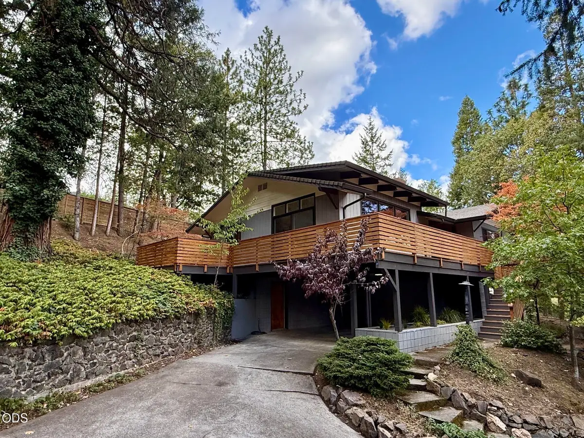597 Henley Way, Ashland, OR 97520 - #1