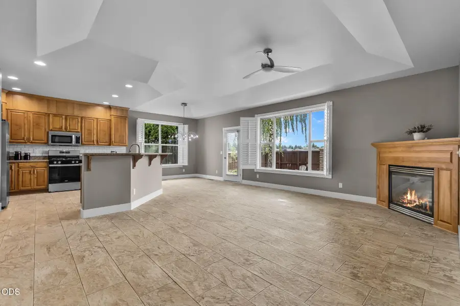 1748 NW Nickernut Place, Redmond, OR 97756 - #2