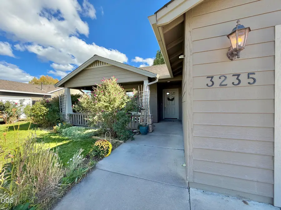 3235 Paramont Street, Klamath Falls, OR 97603 - #2