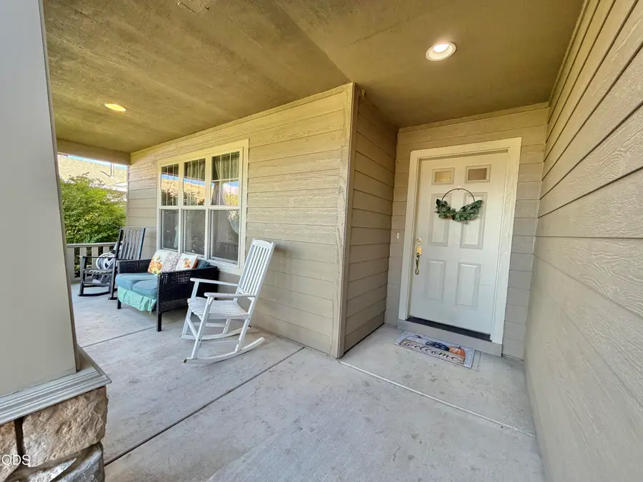 3235 Paramont Street, Klamath Falls, OR 97603 - #3