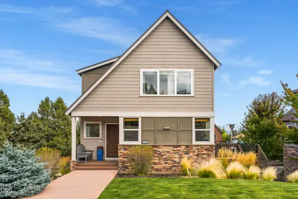 328 Parks Loop, Redmond, OR 97756
