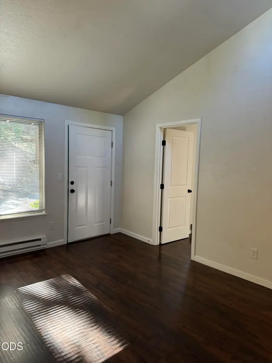1700 NE Wells Acres #APT 31, Bend, OR 97701 - #2