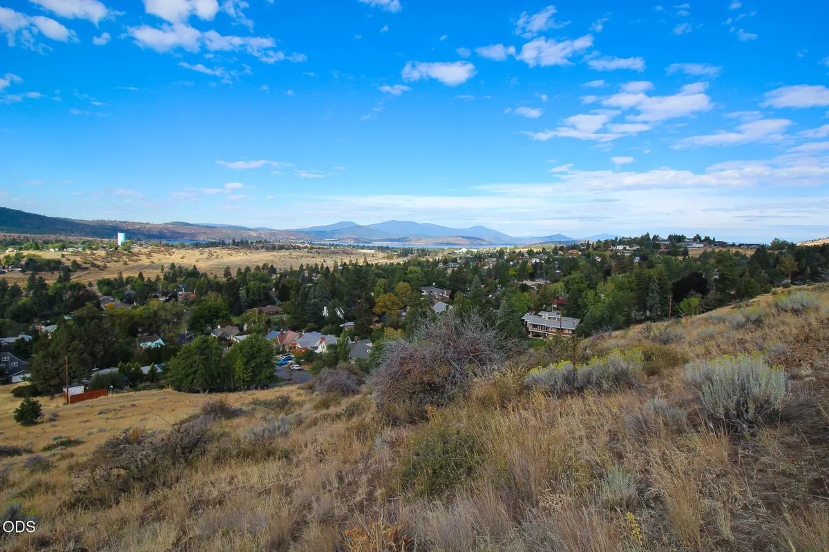 Hillside Avenue, Klamath Falls, OR 97601 - #1