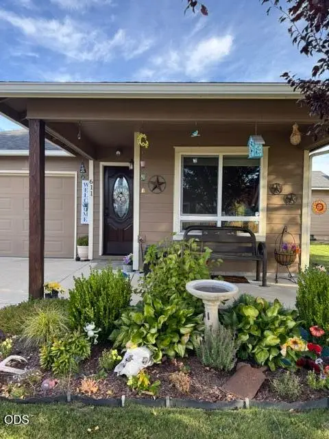 611 E A Street, Culver, OR 97734