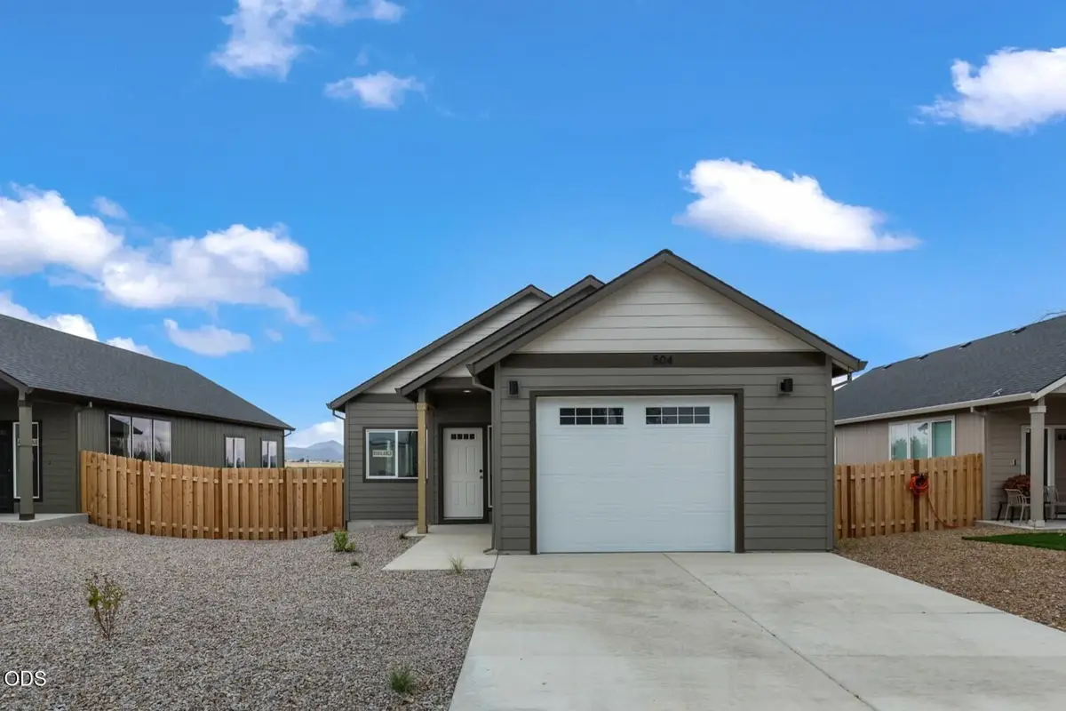 504 SW 6th Street #Lot 8, Metolius, OR 97741 - #1