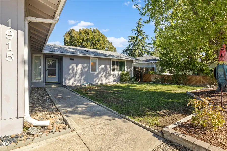 1915 Page Street, Medford, OR 97504 - #2