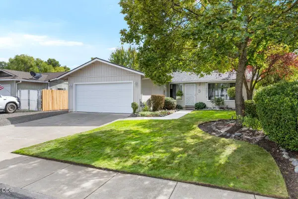 1954 Page Street, Medford, OR 97504
