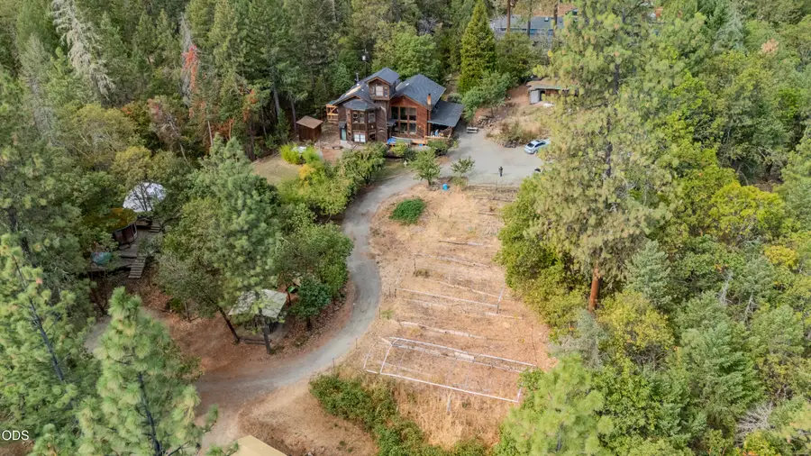 732 Glenlyn Drive, Williams, OR 97544 - #3