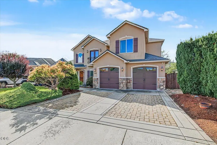 888 Arrowhead Trail, Eagle Point, OR 97524 - #3