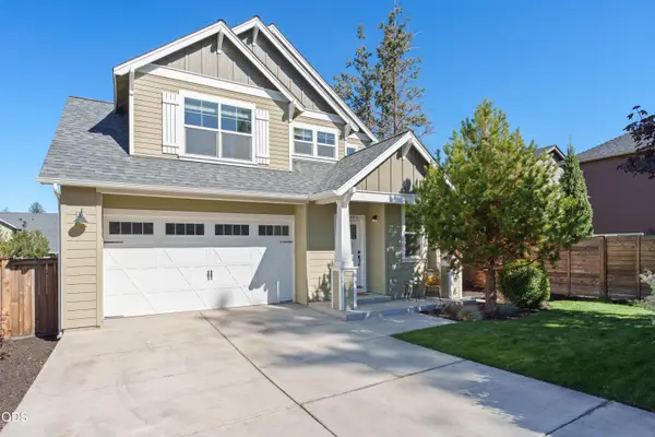 20490 SE Elijah Court, Bend, OR 97702