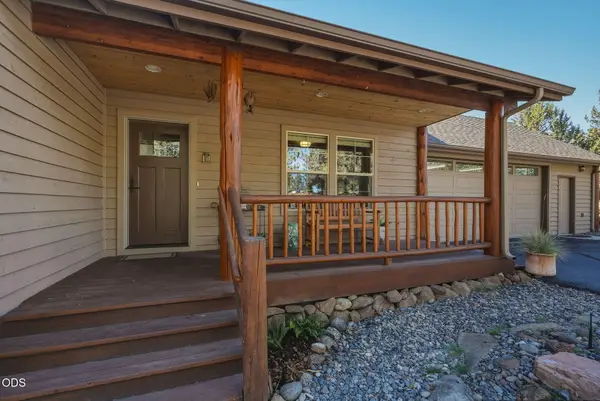 17555 Mountain View Road, Sisters, OR 97759